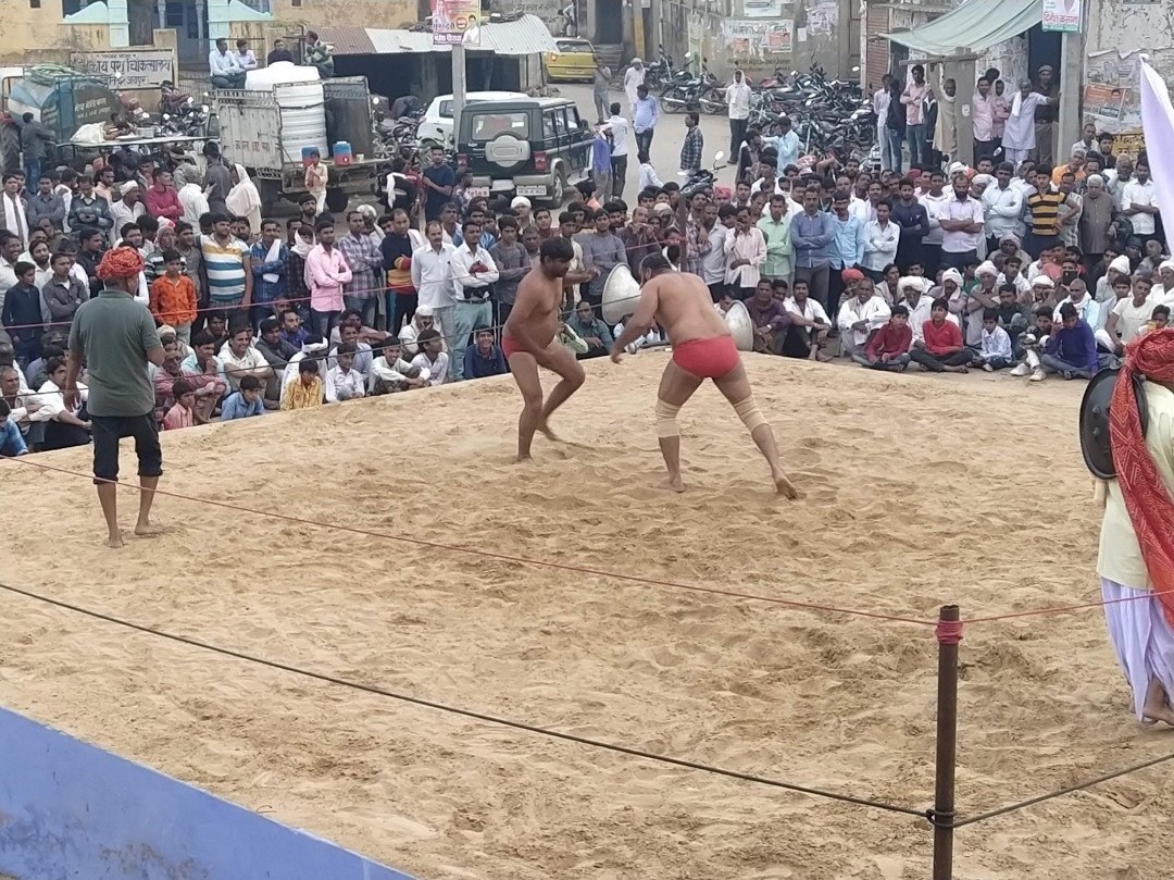 Dangal wrestlers in action